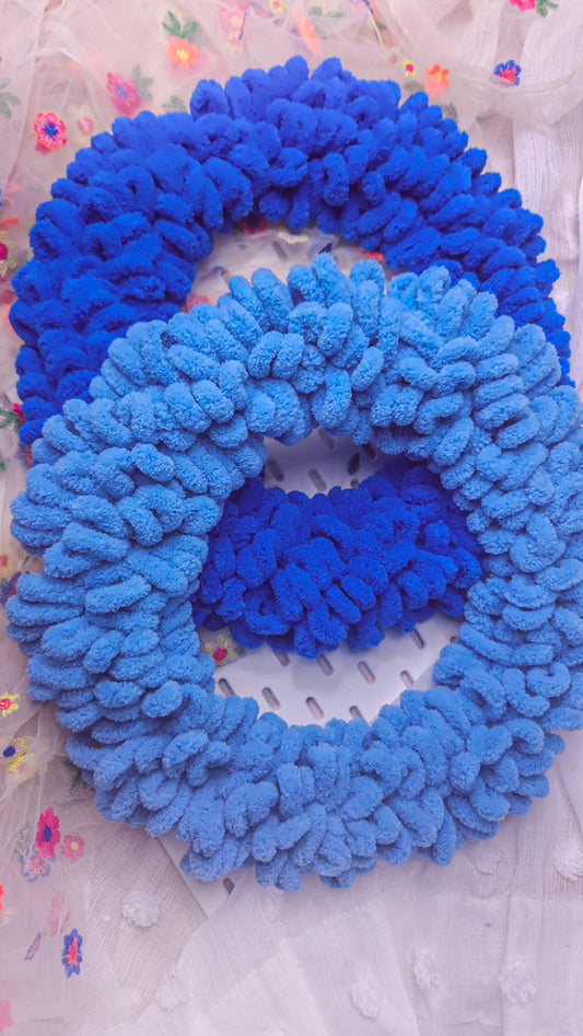 Cosy Yarn Wreath