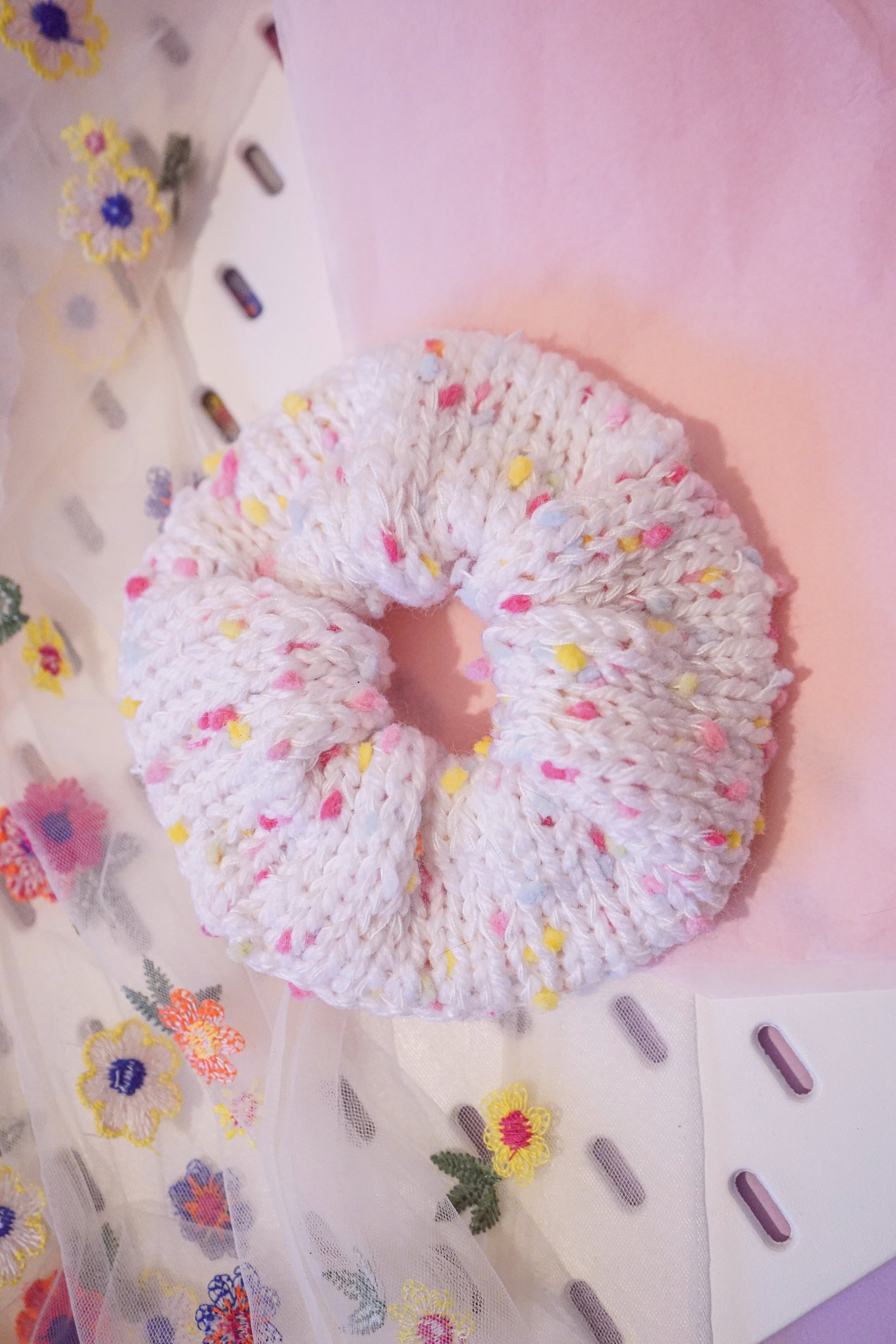 Cotton Candy - Knitted XL Scrunchie