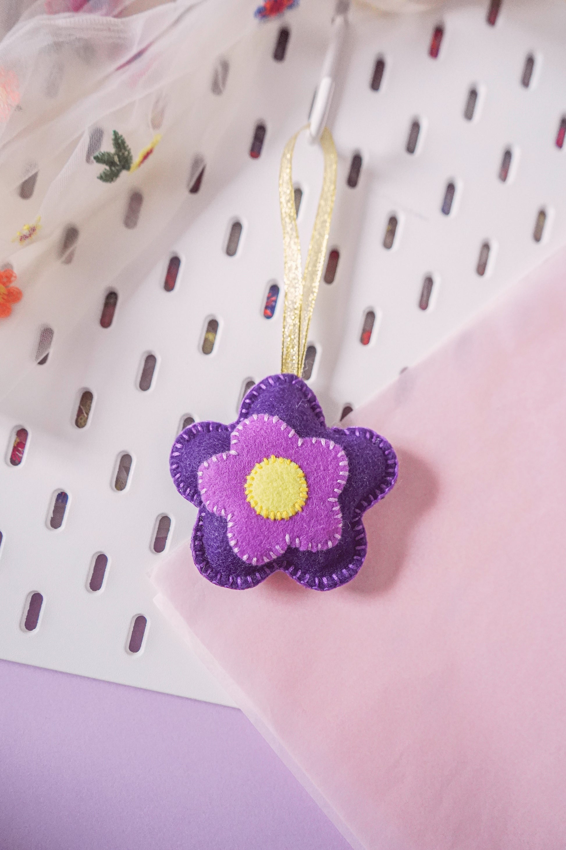Flower Felt - Ornament