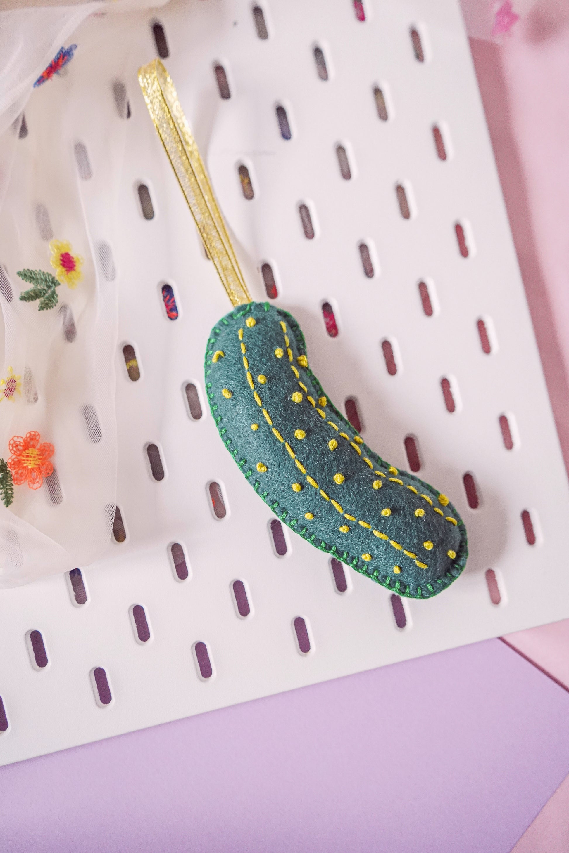 Gherkin Felt - Ornament