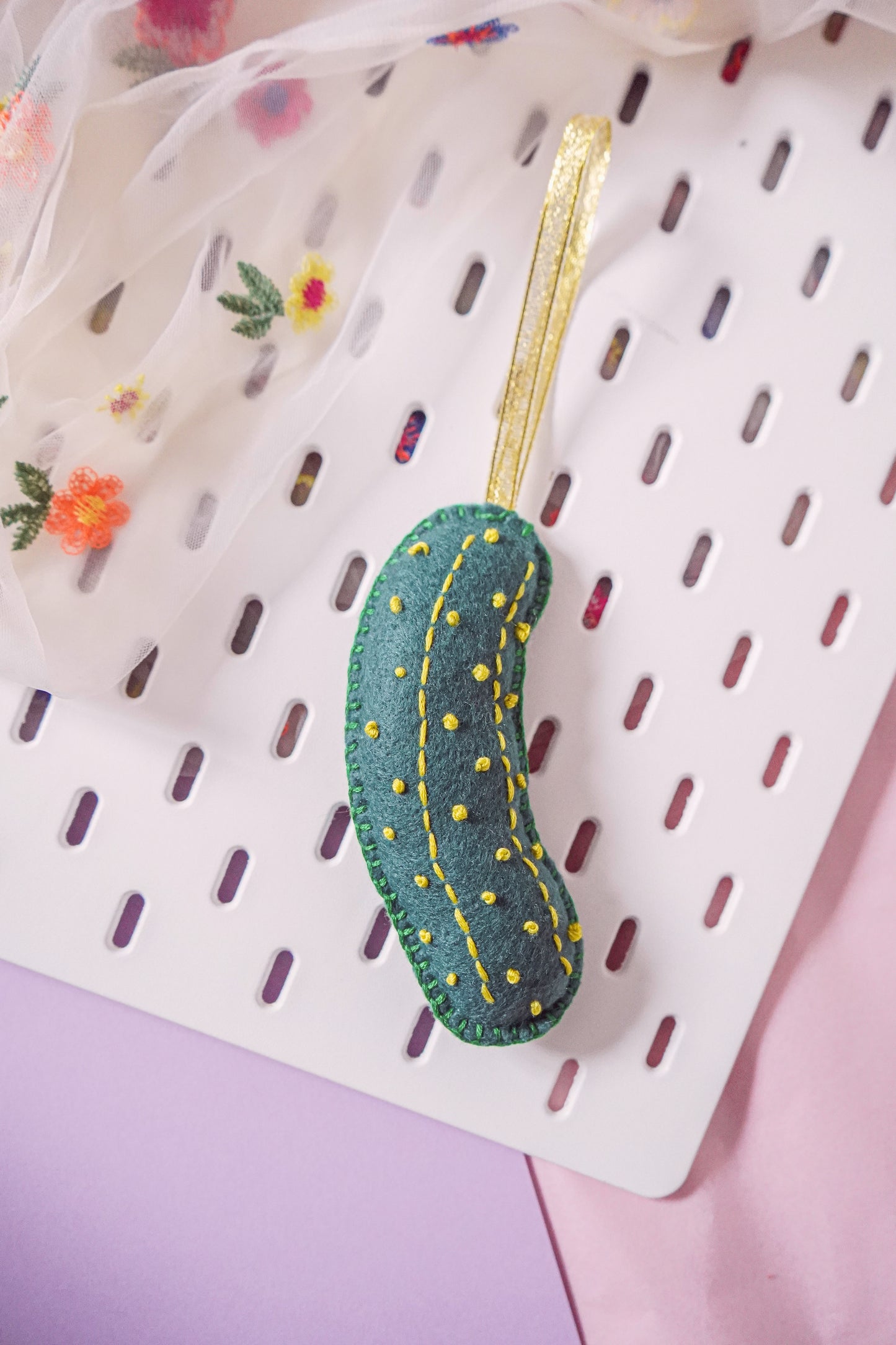 Gherkin Felt - Ornament
