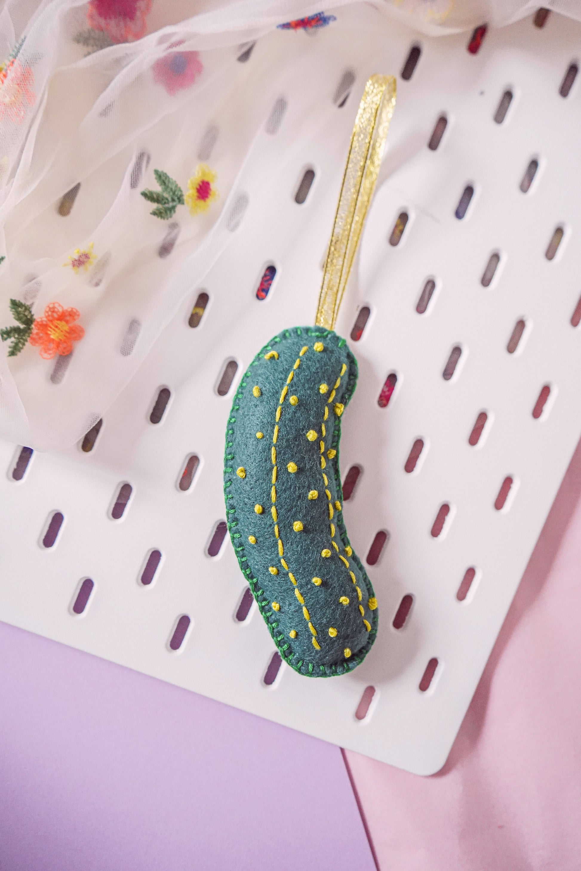 Gherkin Felt - Ornament