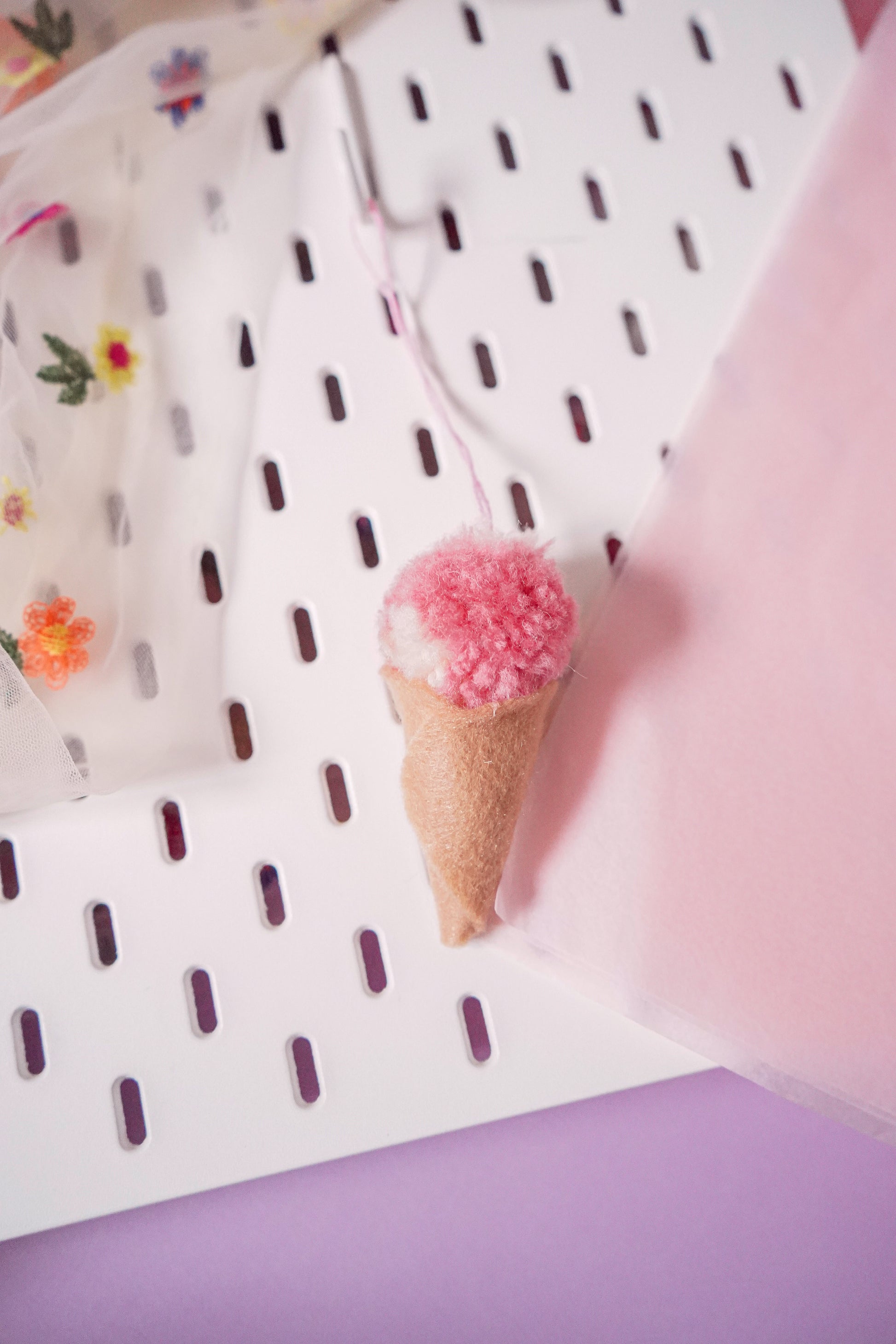 Ice Cream Felt and Yarn - Ornament