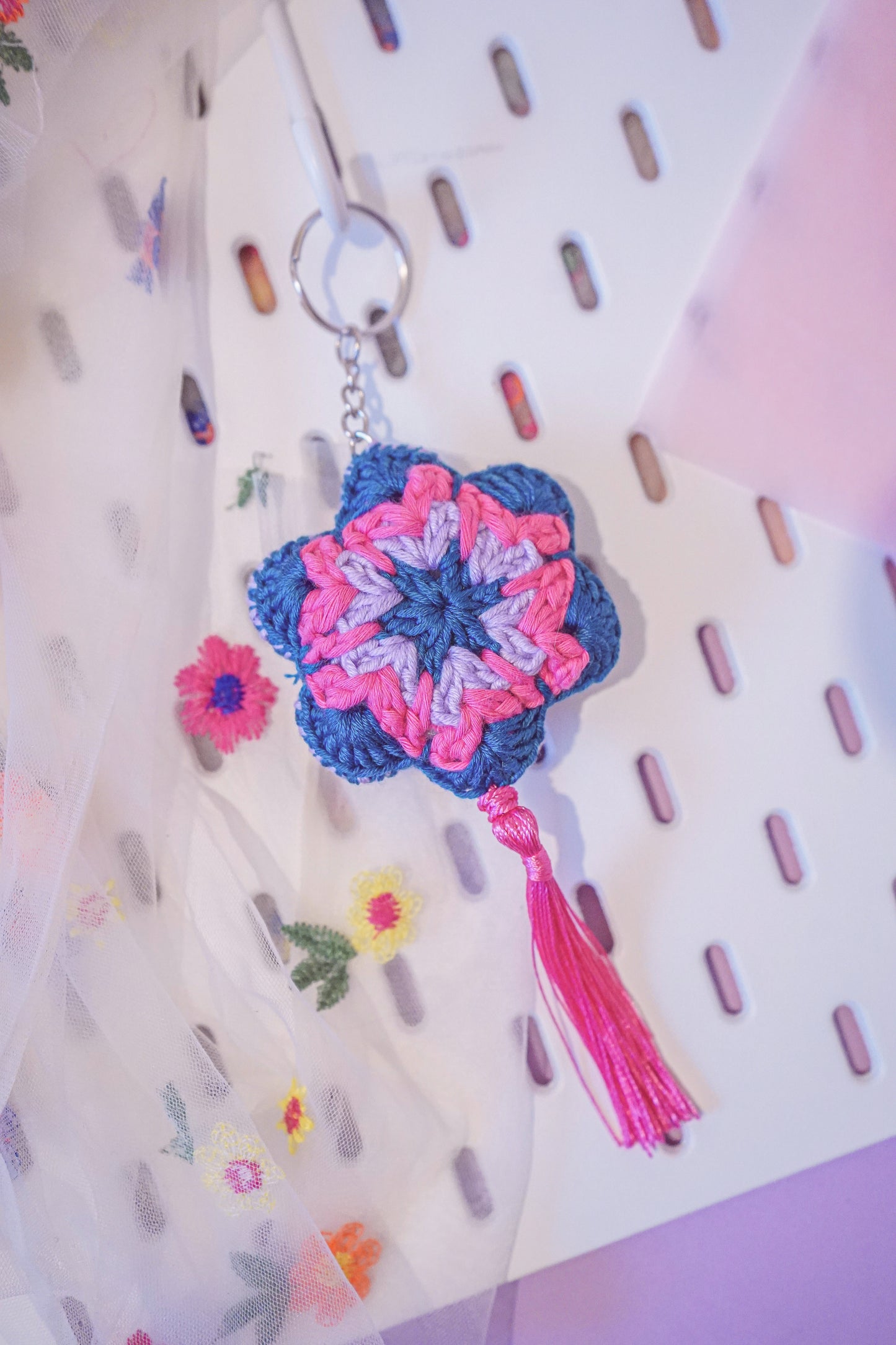 Flower and Circle Granny Square - Keychain