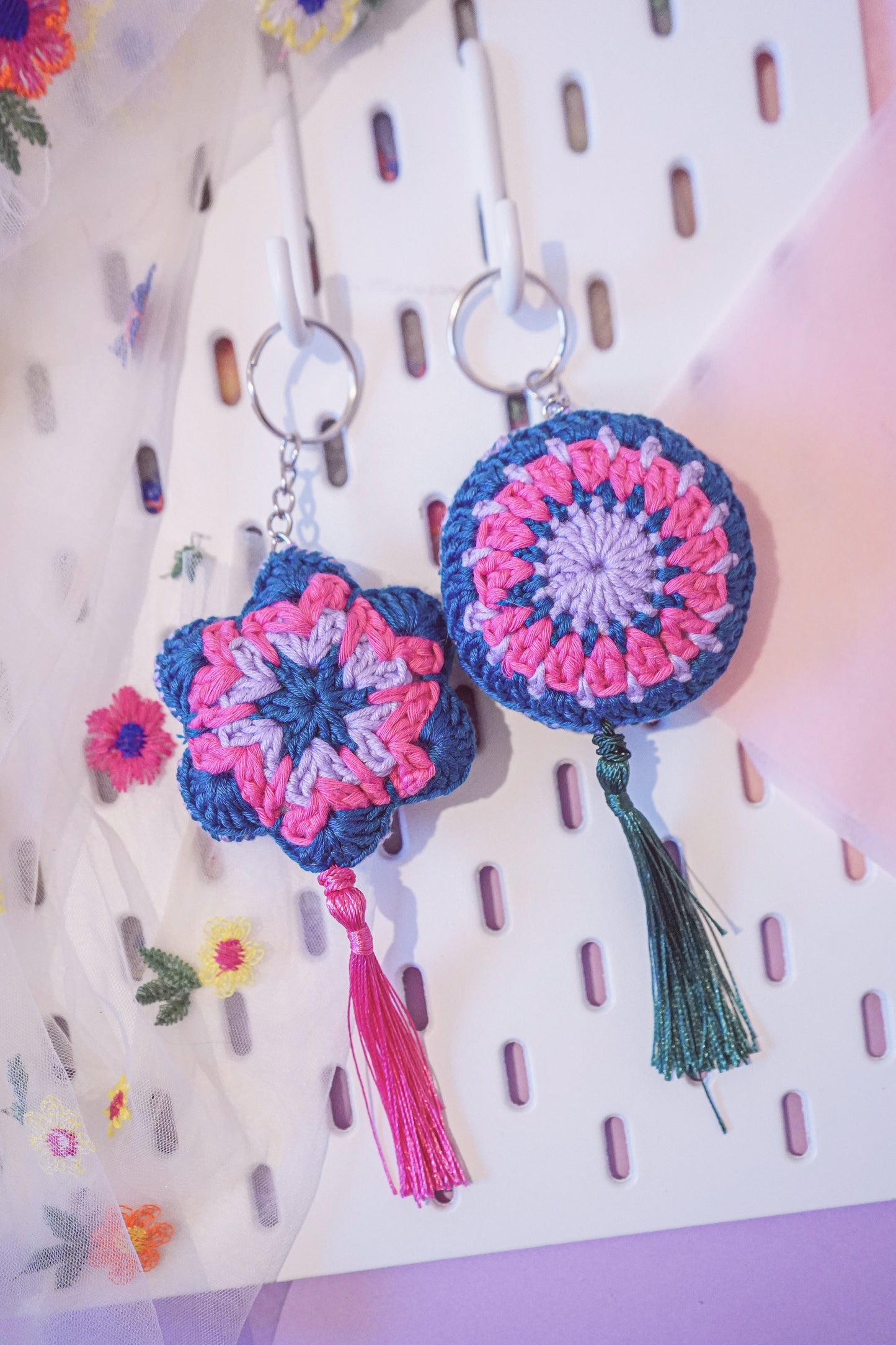 Flower and Circle Granny Square - Keychain
