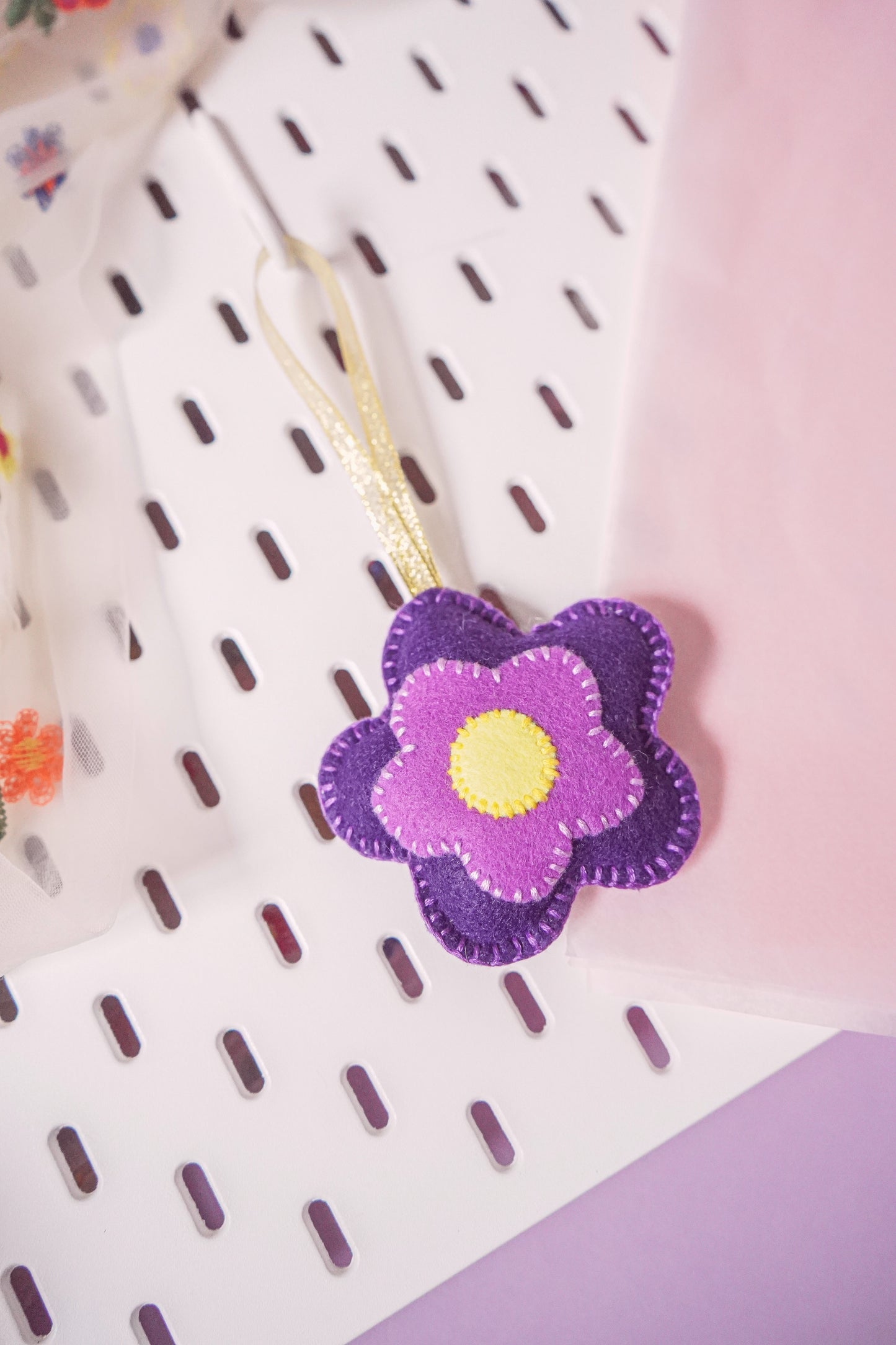 Flower Felt - Ornament