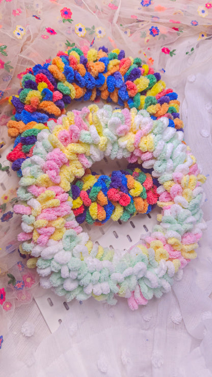 90's Vibes Cosy Yarn Wreath