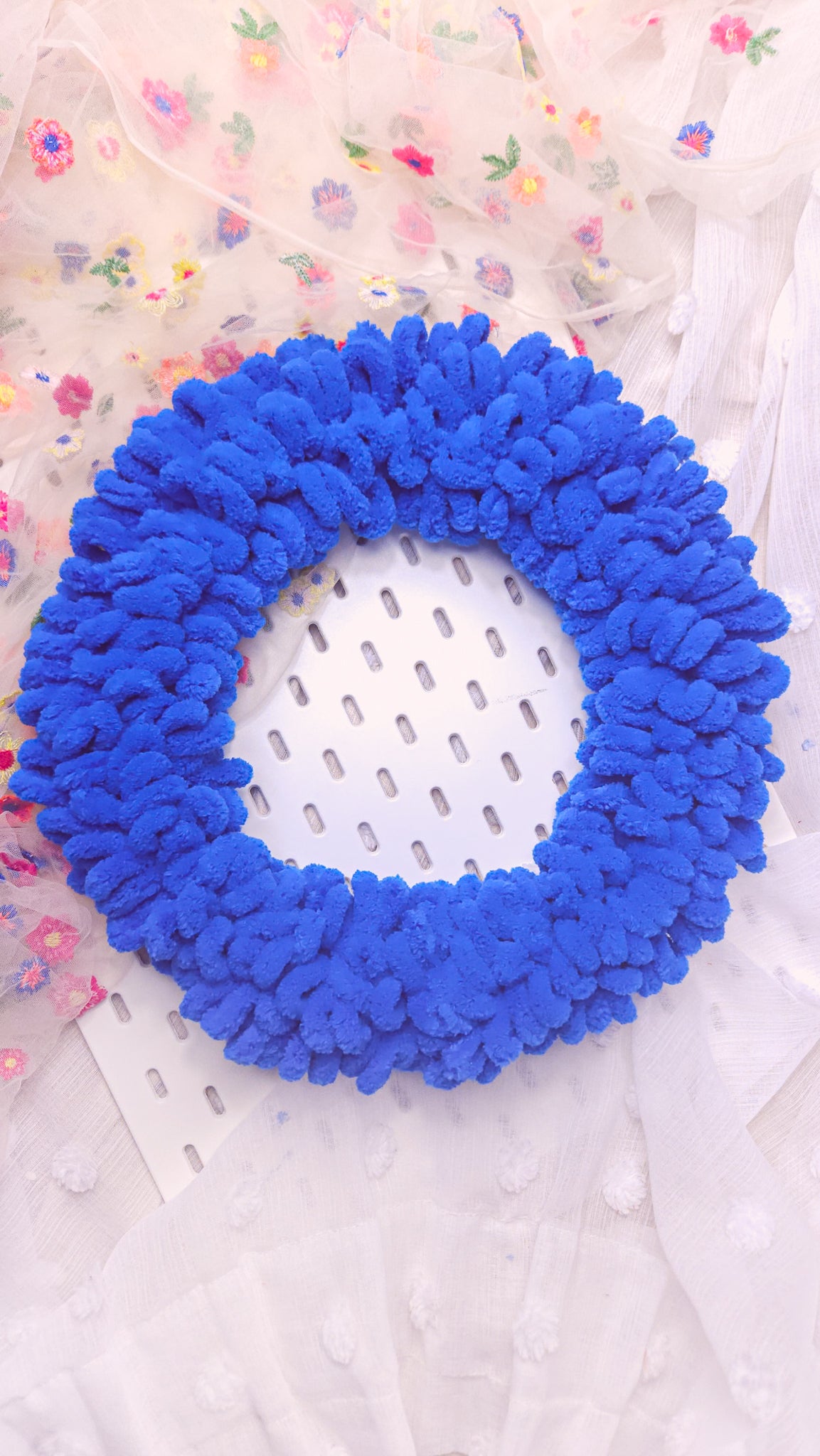 Cosy Yarn Wreath